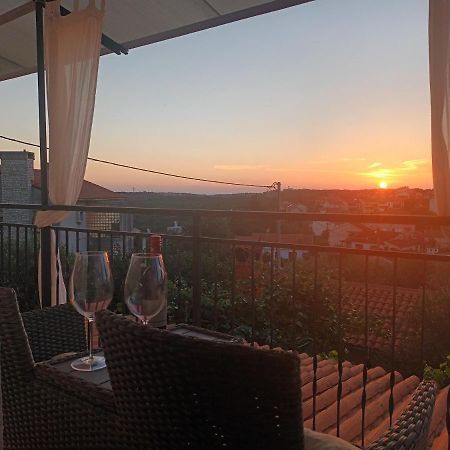 Sunset View Vinkuran Exterior foto